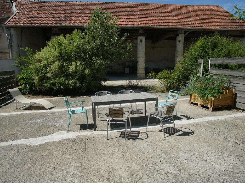 Gites De La Grande Ferme Avernes Εξωτερικό φωτογραφία